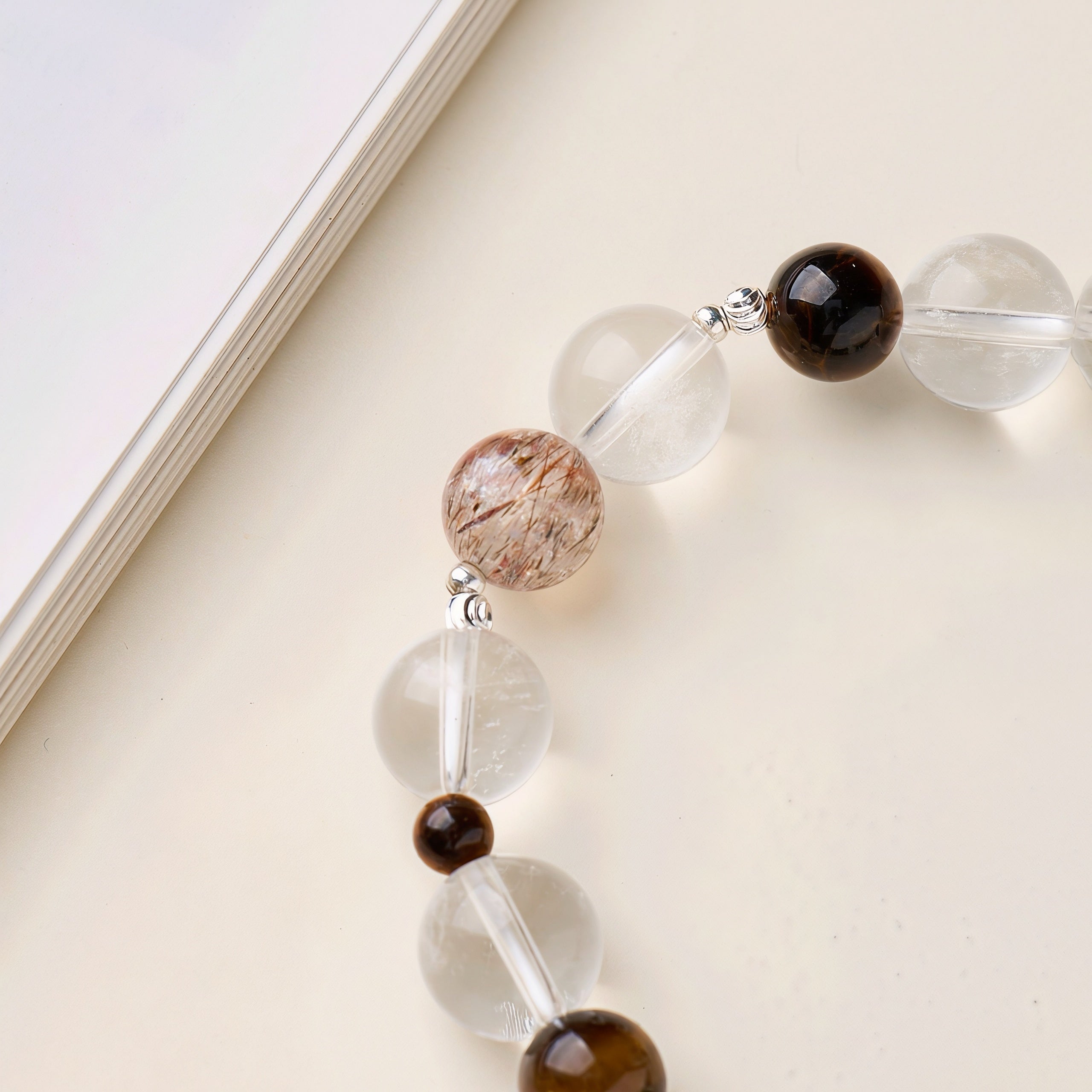 High-Grade Kyara Agarwood Chip & 10mm Clear Quartz Energy Bracelet